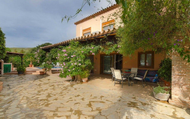 4 chambre Auberge à vendre