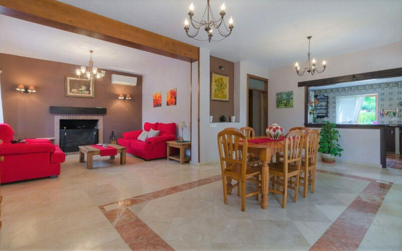 4 chambre Auberge à vendre