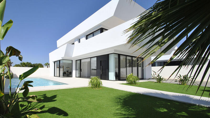 4 Cuarto Villa en venta