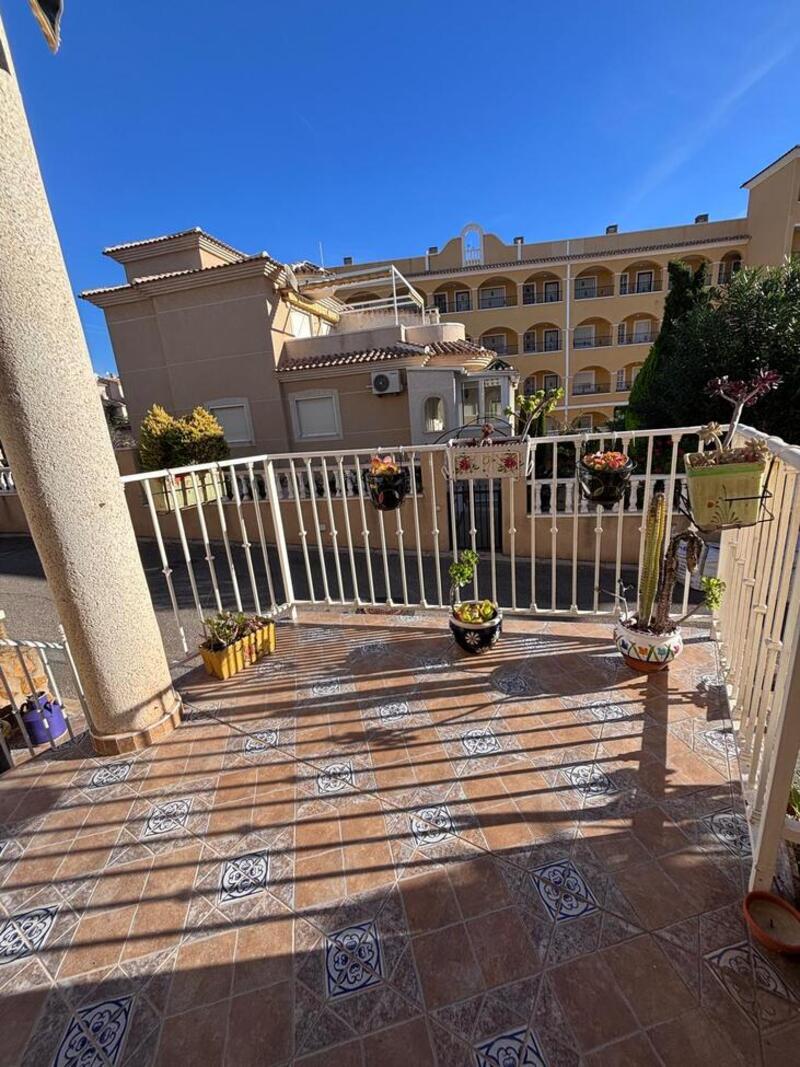 2 Cuarto Adosado en venta