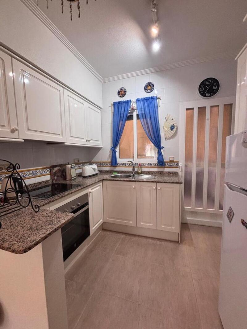 2 Cuarto Adosado en venta