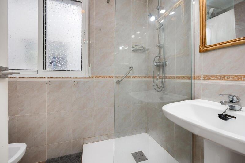 2 slaapkamer Appartement Te koop