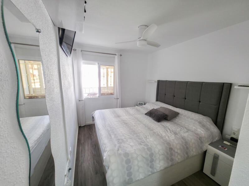 2 slaapkamer Appartement Te koop