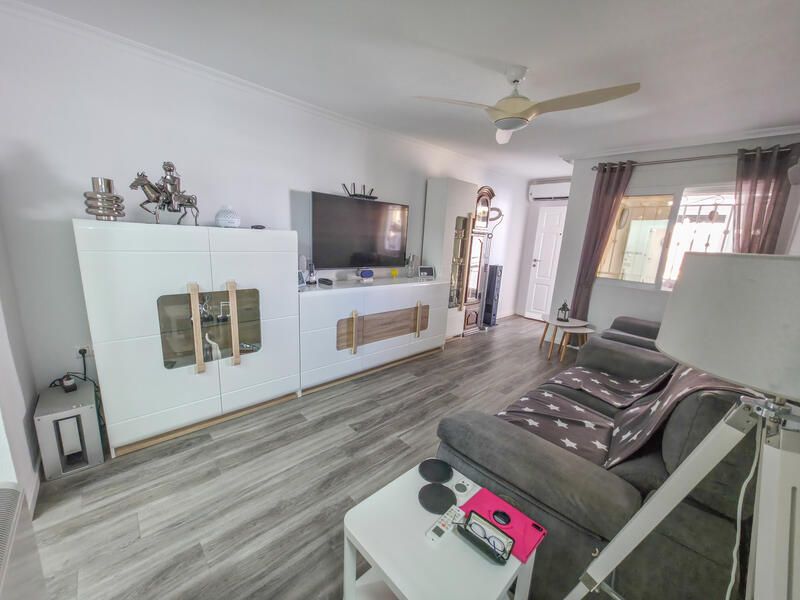 2 slaapkamer Appartement Te koop