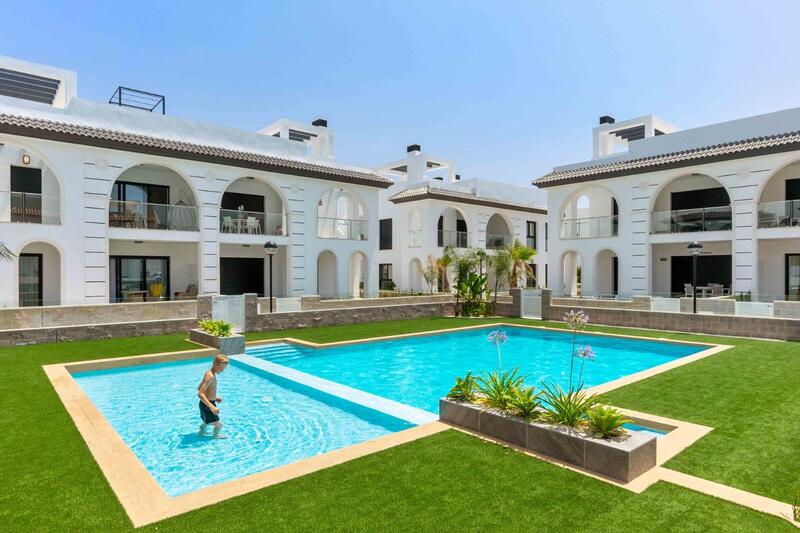 2 bedroom Apartment for sale