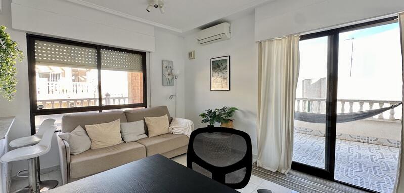 1 chambre Appartement à vendre dans Torrevieja, Alicante