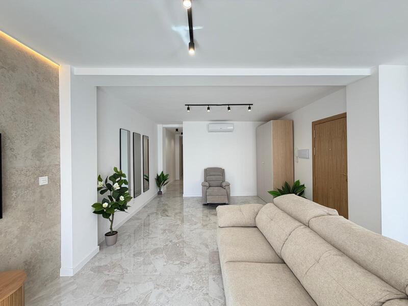3 slaapkamer Appartement Te koop