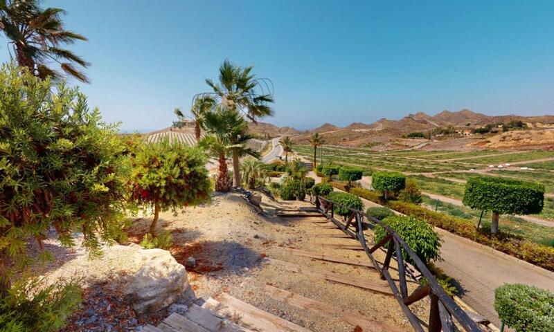 5 Cuarto Casa de Campo en venta