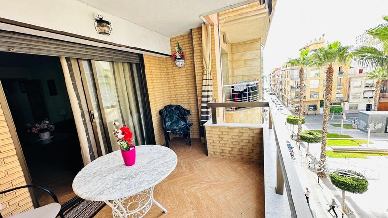 Apartment for sale in Torrevieja, Alicante