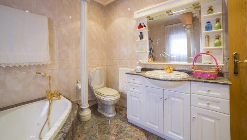5 Cuarto Adosado en venta
