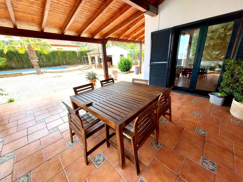 7 bedroom Villa for sale