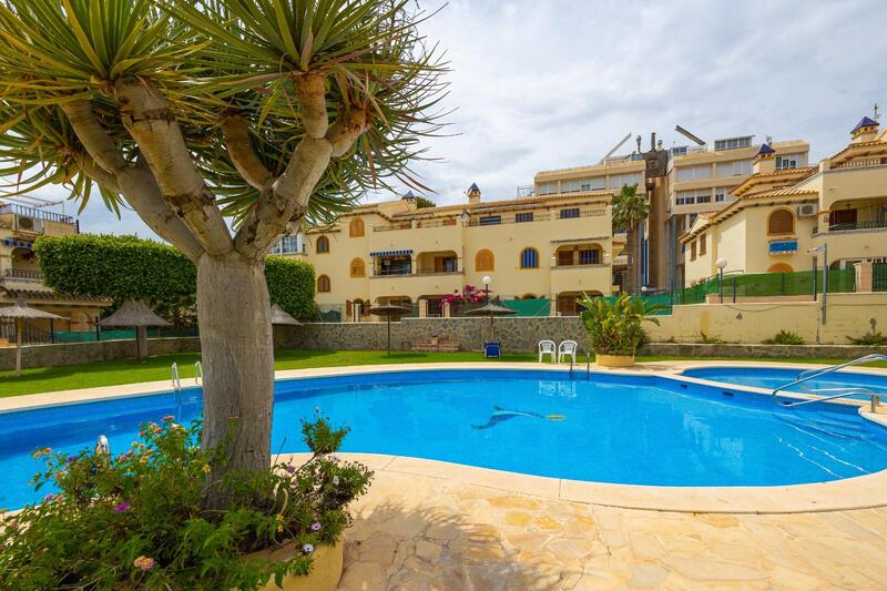 2 soverom Villa til salgs i Torrevieja, Alicante