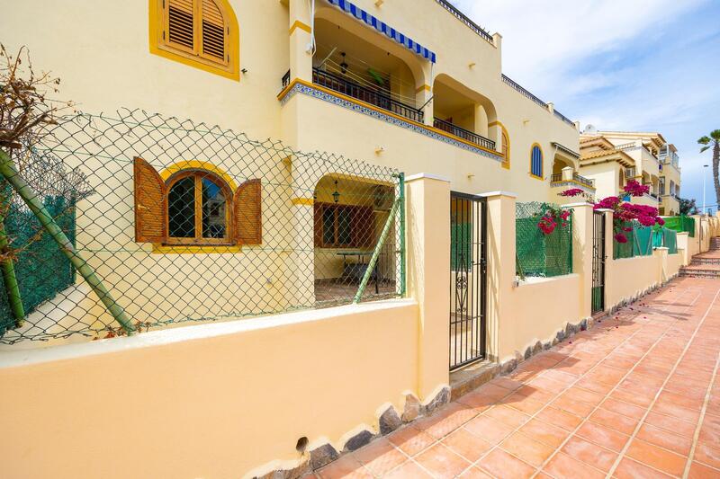 2 soverom Villa til salgs i Torrevieja, Alicante