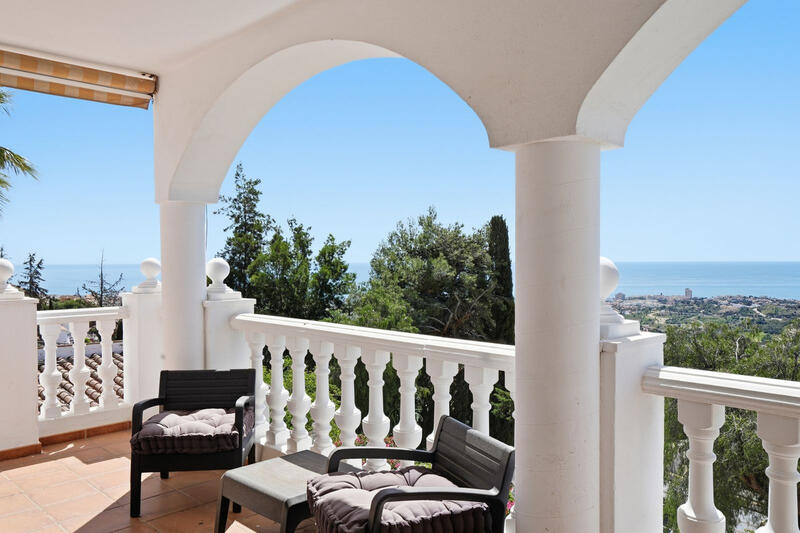 6 bedroom Villa for sale