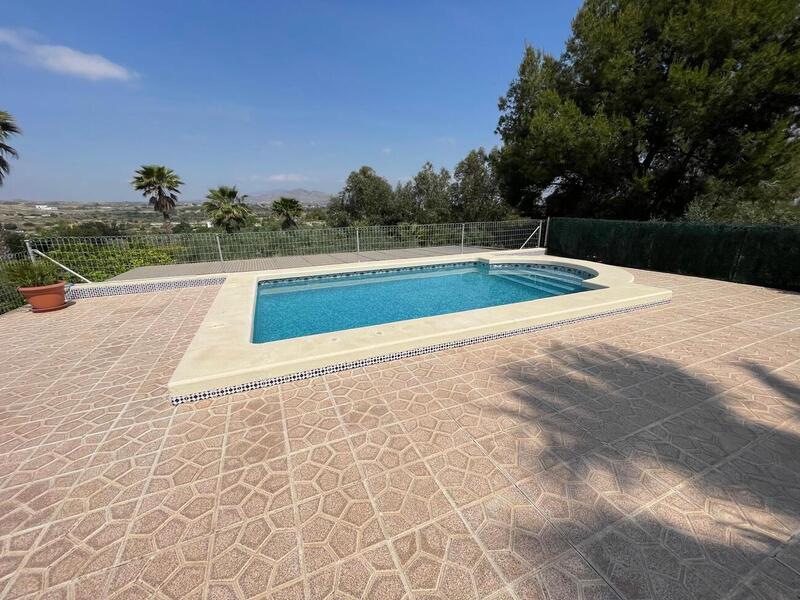 5 bedroom Villa for sale
