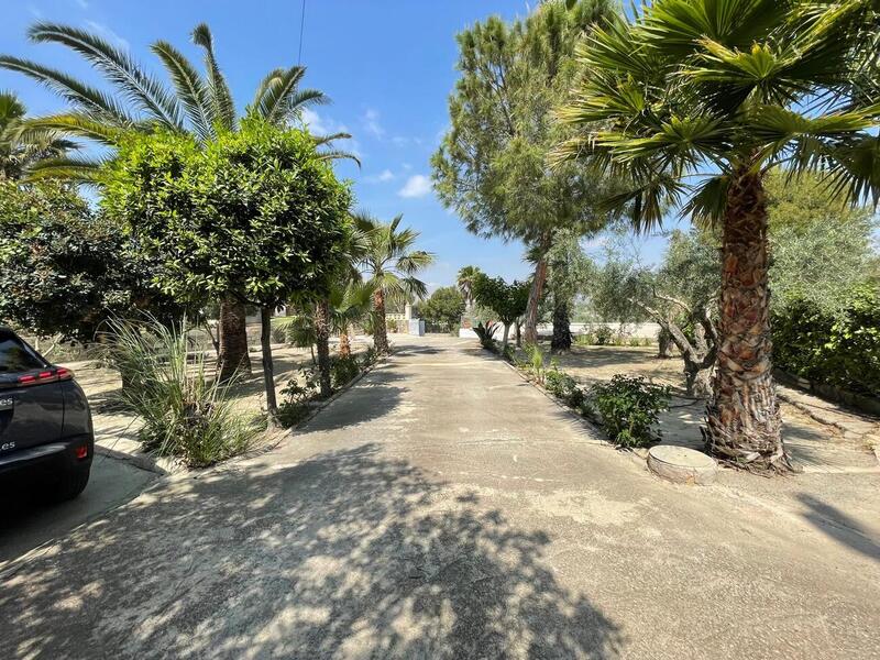 5 bedroom Villa for sale