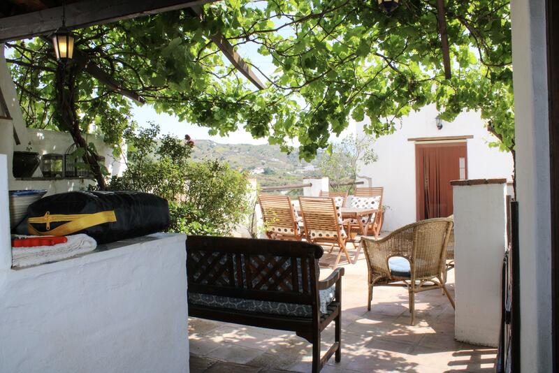 4 bedroom Townhouse for sale