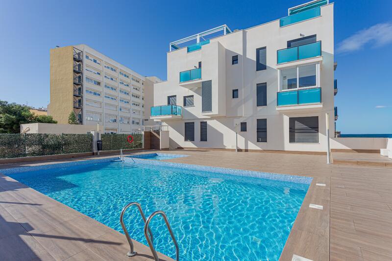 квартира продается в Torrevieja, Alicante