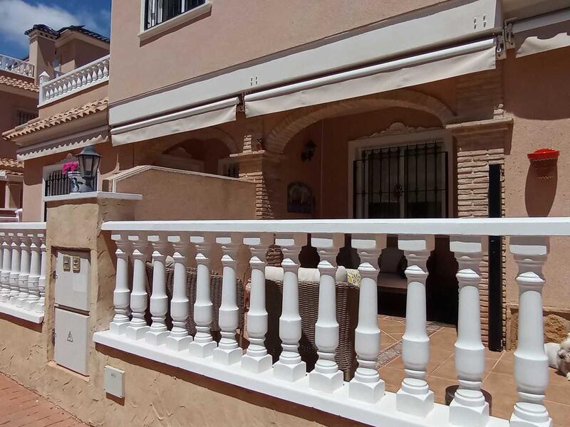 3 bedroom Townhouse for sale