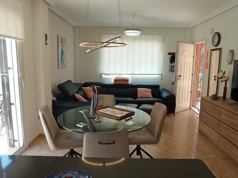 3 bedroom Townhouse for sale