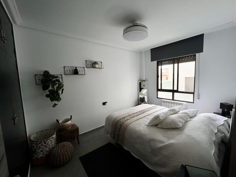 3 bedroom Apartment for sale