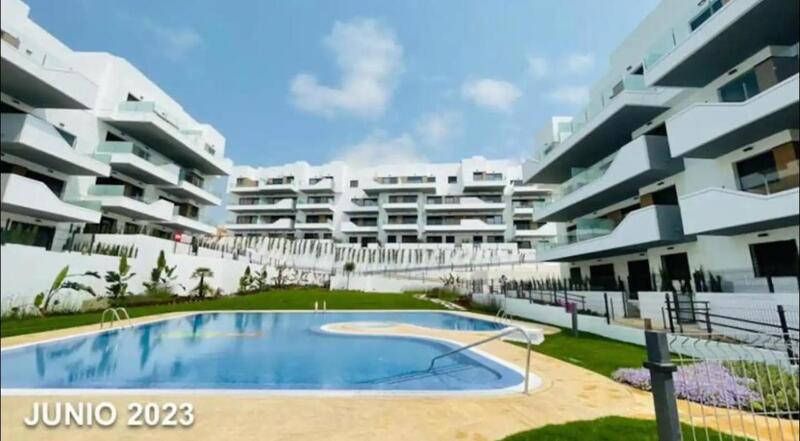 2 bedroom Apartment for sale