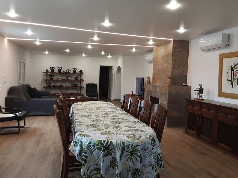 6 soverom Villa til salgs