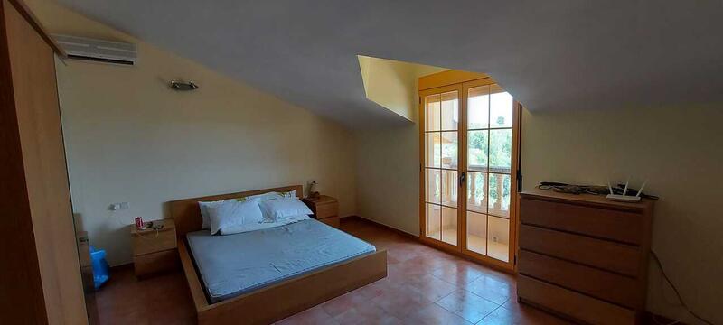 5 bedroom Villa for sale