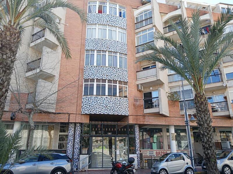Leilighet til salgs i Torrevieja, Alicante