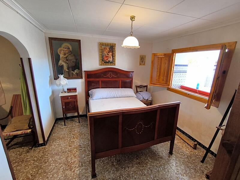 10 Cuarto Casa de Campo en venta