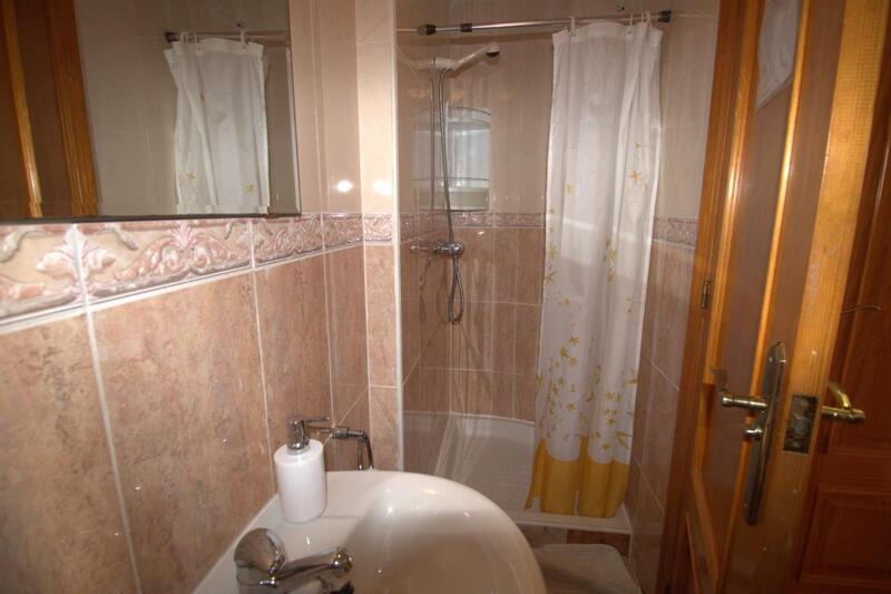 2 Cuarto Adosado en venta
