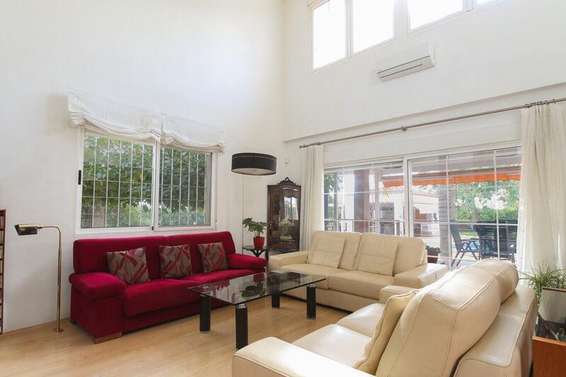 6 Cuarto Villa en venta