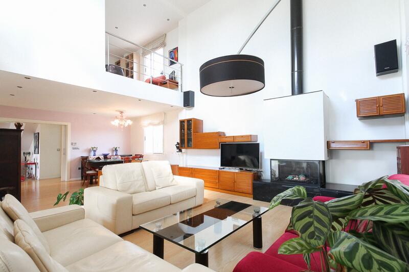 6 Cuarto Villa en venta