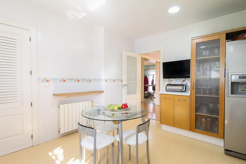 6 Cuarto Villa en venta