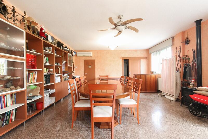 6 Cuarto Villa en venta