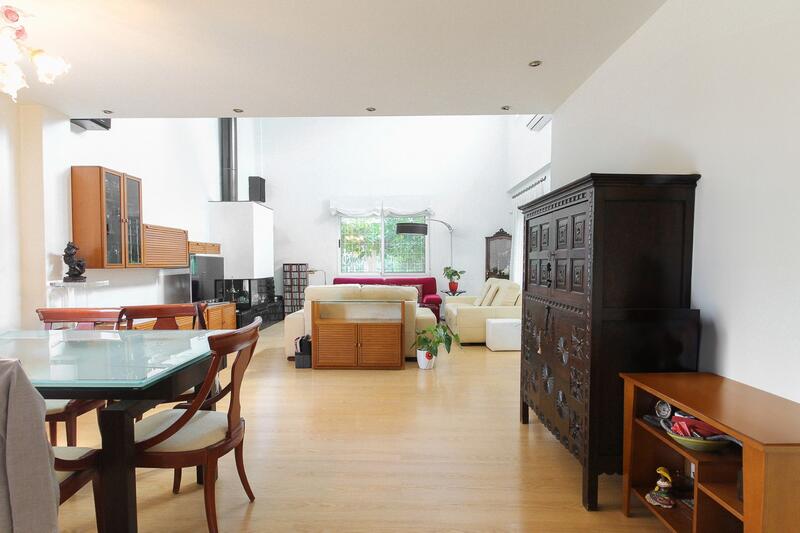 6 Cuarto Villa en venta