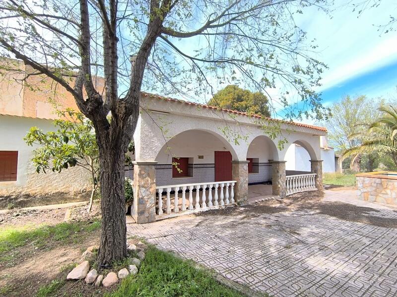 Country House for sale in Yecla, Murcia