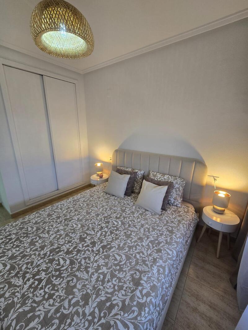 1 slaapkamer Appartement Te koop 1 slaapkamer Appartement Te koop