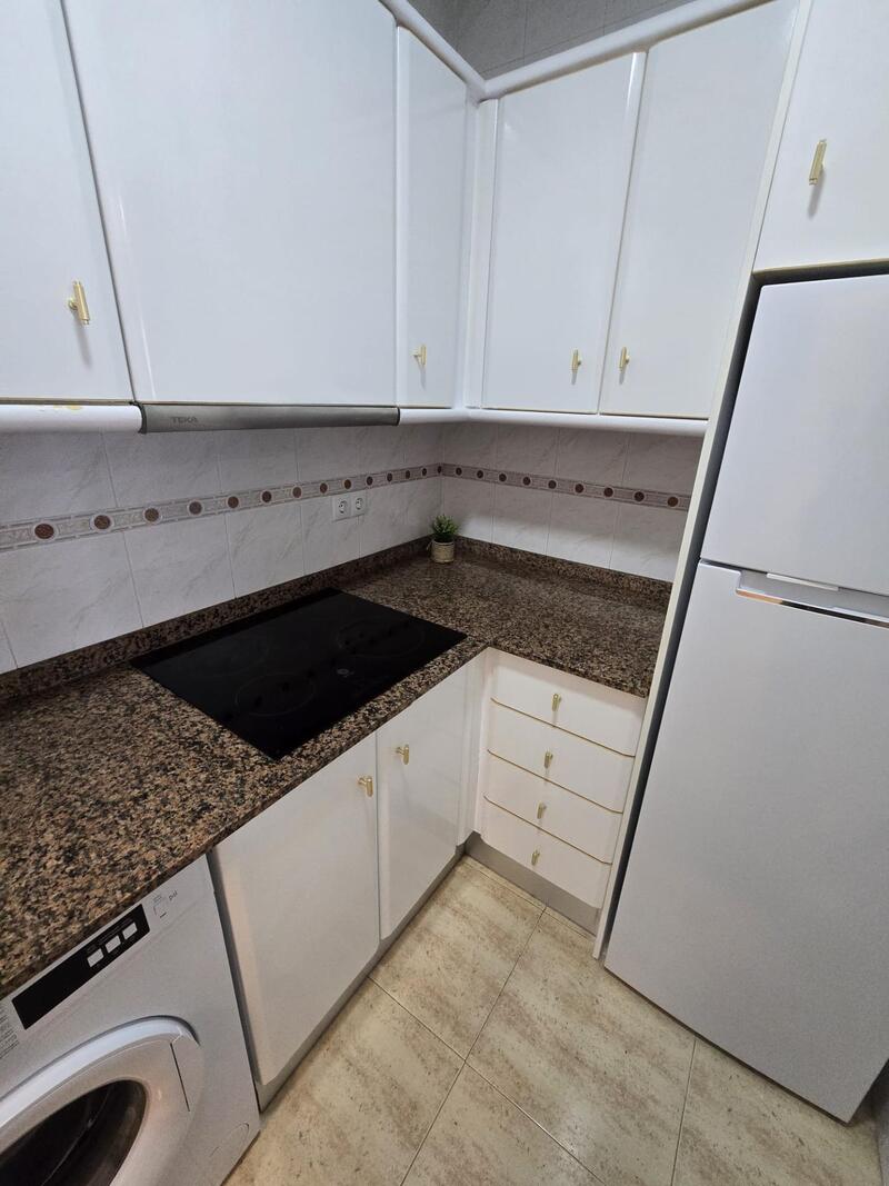 1 slaapkamer Appartement Te koop 1 slaapkamer Appartement Te koop