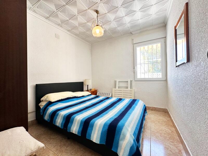 2 slaapkamer Gezinswoning Te koop