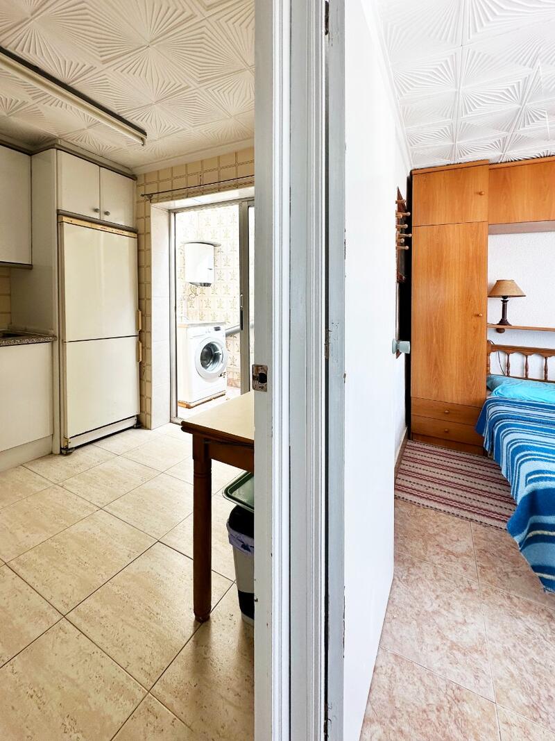 2 slaapkamer Gezinswoning Te koop