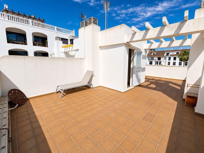 3 chambre Maison de Ville à vendre dans La Duquesa, Málaga