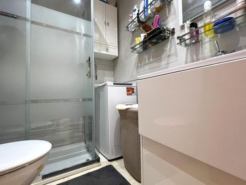 2 slaapkamer Villa Te koop 2 slaapkamer Villa Te koop