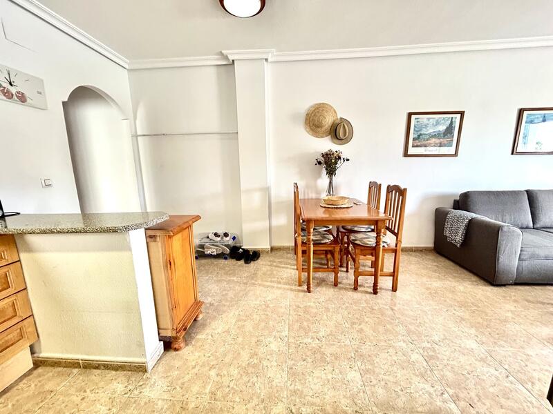 2 slaapkamer Appartement Te koop 2 slaapkamer Appartement Te koop