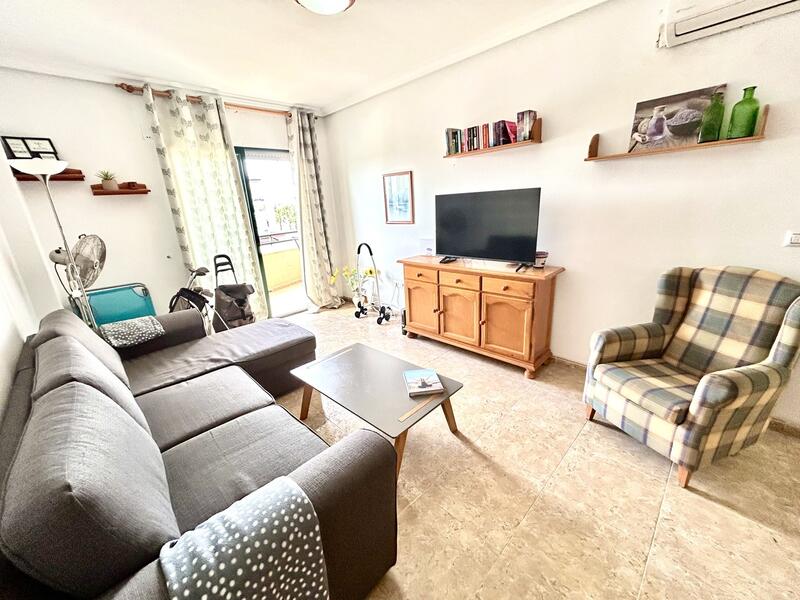 2 slaapkamer Appartement Te koop 2 slaapkamer Appartement Te koop