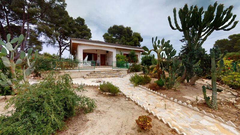 6 Schlafzimmer Villa zu verkaufen 6 Schlafzimmer Villa zu verkaufen