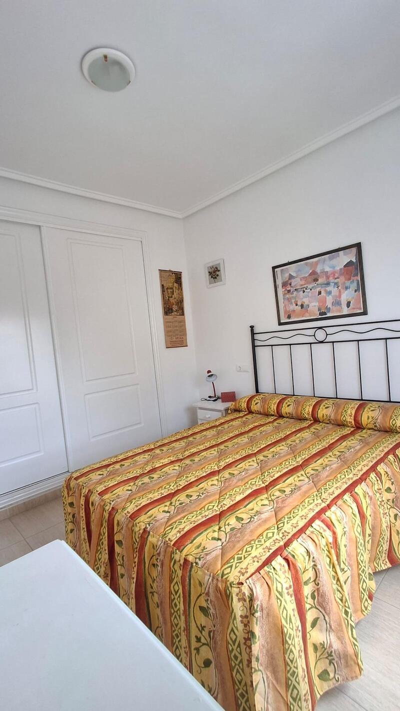 2 slaapkamer Appartement Te koop 2 slaapkamer Appartement Te koop