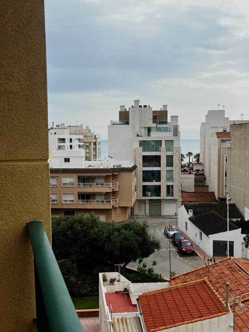 2 slaapkamer Appartement Te koop 2 slaapkamer Appartement Te koop