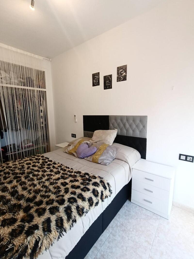 4 Cuarto Adosado en venta