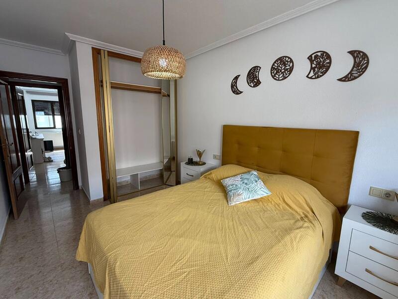 3 bedroom Apartment for sale